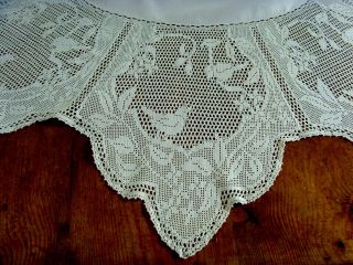 ANTIQUE / VINTAGE MARY CARD HAND CROCHETED LACE TABLECLOTH ' ROBIN & CLEMATIS ' 2