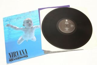 Nirvana Nevermind Lp.  Uk Import.  180 Gram.  Simply Vinyl.  Oop.  Nm/vg