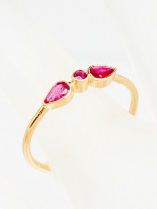 Antique 1950s 1.  10ct Natural Bezel Set RUBY 14k Yellow Gold Band Ring 3