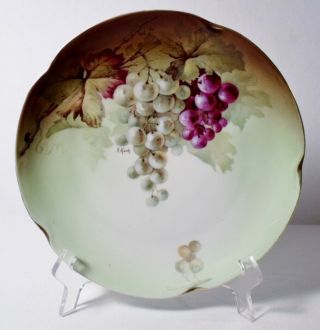 Vintage Hand Painted 8 - 3/4 " Cabinet Plate Grapes Artist Signed