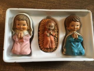 Vintage " Praying Boy&girl W/baby " Figurines - Nativity - Hand Painted - Hong Kong