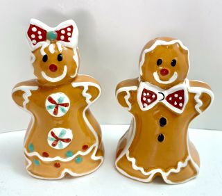 Vintage Ceramic Gingerbread Man Woman Christmas Salt Pepper Shakers