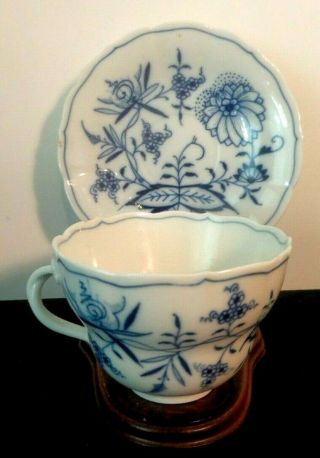 Circa 1900 Meissen Blue Onion Pattern Split Handle Tea Cup & Saucer Germany