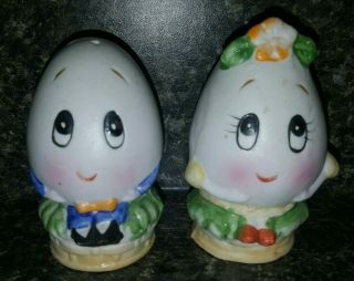 Vintage Lefton Mr.  And Mrs.  Humpty Dumpty Egg Salt And Pepper Shakers