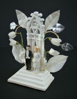 1920s Bisque Flapper Bride and Groom Wedding Cake Topper with GOTHIC ARCH 2