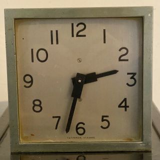 Vintage Thomas Mercer St Albans England Ships Stateroom Clock For Repairs