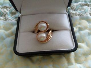 Vintage 14kyg Twin 8.  5 Mm Pearl Ring,  Size 6.  25
