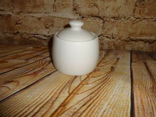 Home Target Brand White Porcelain Lidded Sugar Bowl With Lid Round
