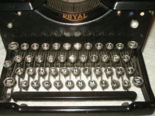 VTG 1920’s Royal Typewriter Model 10 Single Glass Panel X - 1162211 3