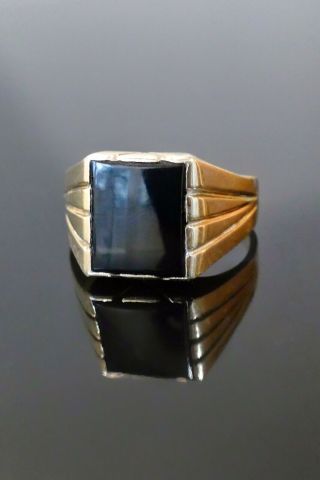 Vintage Mens Art Deco Design Solid Gold Ring With Black Onyx,  Marked 9ct Jem
