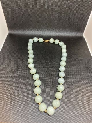 Vintage Light Green Jade And 14k Yellow Gold Ball Bead Necklace 20 Inches
