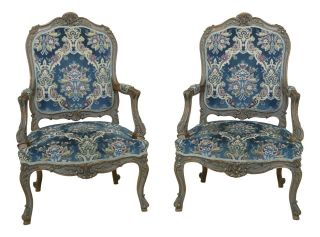 49698e: Pair French Louis Xv Style Ornately Carved Armchairs