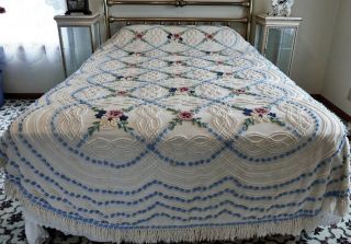 Midcentury Vintage Cabin Crafts Needle Tuft Cotton Chenille Floral Bedspread - 1