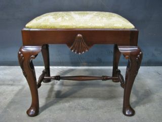 Beautifully Crafted Solid Mahogany Queen Anne Style Ottoman; Hand Carved Details 2