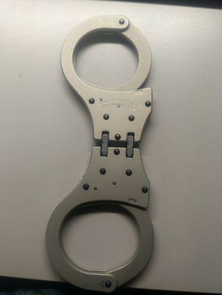American Handcuff Company A - 550 Ultralite Handcuffs Rare Vintage A550