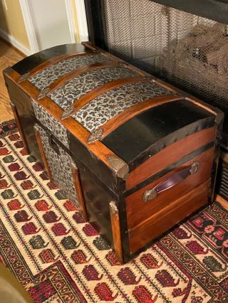 Antique Steamer Trunk Chest With Handles &tray