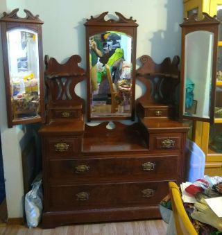 Antique Mahogany Vanity With 3 Mirrors And Shelves Great For Display 1900s