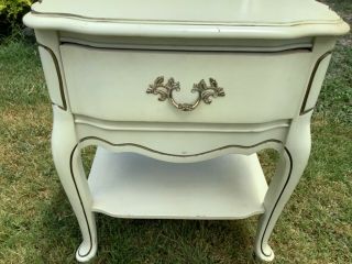 Vtg FURNITURE Versailles French Provincial Nightstand end table 2
