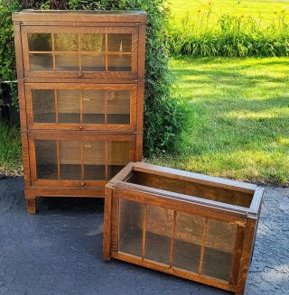 Rare 3/4 Size 25 " Wide Macey Mission Style Oak Section Stacking Lawyers Bookcase