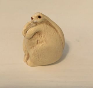 Vintage 1988 Artisan Signed Bunny Rabbit Animal Figure Figurine Carved 1.  5”