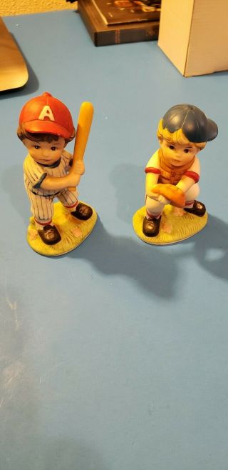 Homco 1468 Boy Baseball Player Figurines Batter And Catcher
