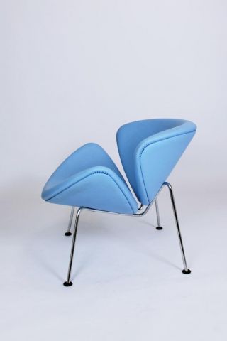 Pierre Paulin for Artifort Baby Blue Leather Orange Slice Chair 3