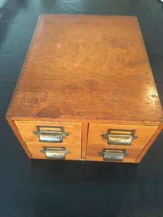 VINTAGE YAWMAN AND ERBE TIGER OAK WOOD WOODEN 4 DRAWER LIBRARY CARD FILE CABINET 3