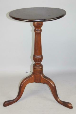 A Great 18th C Philadelphia Pa Queen Anne Walnut Candlestand Carved Urn Shaft