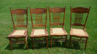 Set Of 4 Larkin No.  1 Oak Spindle Back Chairs