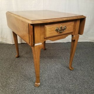 Ethan Allen Drop Leaf Heirloom Nutmeg Maple Side Accent Occasional End Table