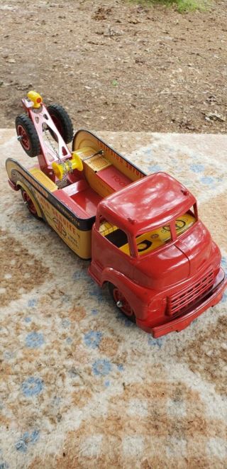 Vintage 1950’s Wyandotte Auto Service Tow Wrecker Toy Truck And Accesso