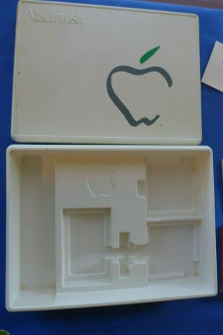 Vtg 1984 Apple Macintosh 128K M0001 MAC White Picasso Accesory Kit Box 2