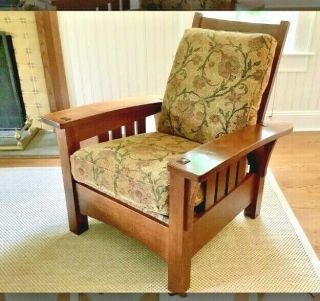 L & Jg Stickley Mission Oak Morris Chair.  4 Lounging Settings.  W/lovely Cushions