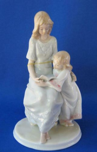 Paul Sebastian Porcelain Figurine Once Upon A Time Mother And Child Lladro Look