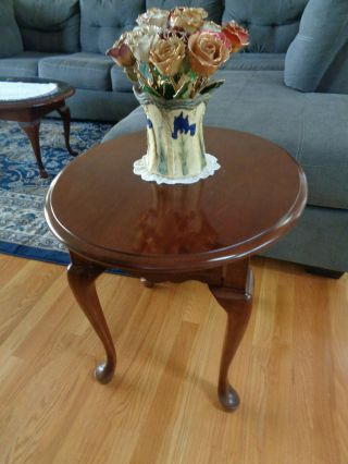 Vintage Pennsylvania House Solid Cherry Queen Anne Style Lamp One Drawer Table