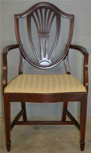 17719 Set of 6 Mahogany Hepplewhite Shield Back Dining Chairs 3