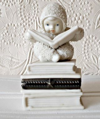 Dept 56 Snowbaby Trinket Box Believe Sitting On Stack Of Books And Reading One
