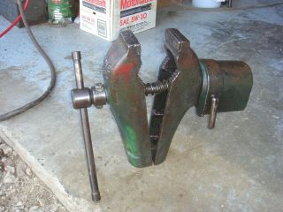 Vintage Cole Tool Mfg Pipe Vise Anvil Large Blacksmith Chicago Usa Tool