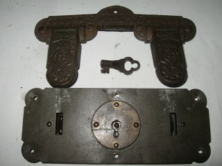Antique Steamer Trunk Double Lock W/key