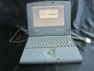 Apple Macintosh Powerbook Duo 230 Vintage Laptop 1992 Model M7780