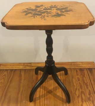 Vintage L Hitchcock Wood Stencil Top Black Gold Pedestal Base Side Table