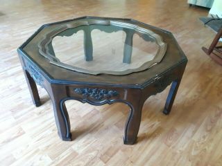Vintage Wood Carved Octagon Brass Frame Movable Glass Top Coffee Side Table