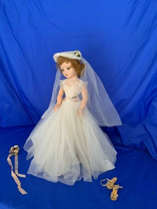 Vintage Madame Alexander Cissy Doll - Medici Bride 1956