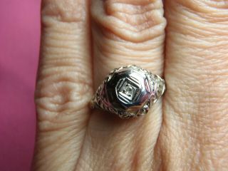 Antique Art Deco 10 Karat White Gold Diamond Filigree Ring 1.  8 Grams Size 5 1/2