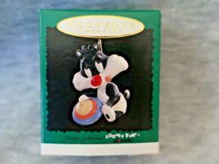 Hm20 Hallmark Keepsake Mini Ornament 1996 Baby Sylvester Tiny Toon Adventure