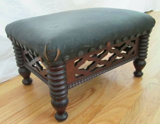 Antique Victorian Carved Mahogany Wood Foot Stool Country Ottoman Spool Legs