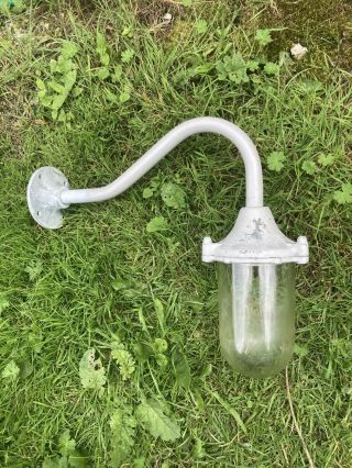Vintage Coughtrie Sw6 Swan Neck Outside Light
