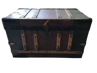 Antique Late 19th Century Doll Steamer Trunk With Interior Insert Tray.