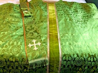 Stunning Vintage Catholic Priests Green Silk Brocade Chasuble & Stole C.  M.  Almy