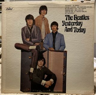 The Beatles “yesterday And Today” Lp Capitol Rainbow (mono 1966) G,